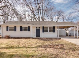 901 Taylor Pl, O'Fallon, MO