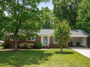 420 Shady Grove Rd, Eden, NC 27288