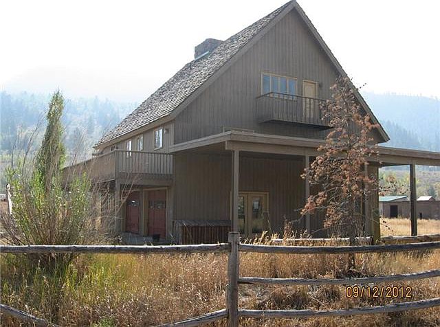 1st image of 1600 River Dr