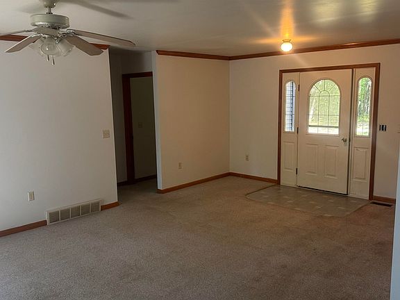 4th image of 701 Westlawn St