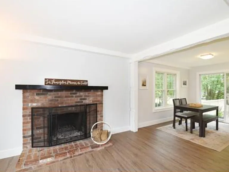 27 Donnellan Cir — Photo 5