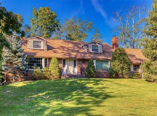 145 Maple Hill Rd, Huntington, NY 11743