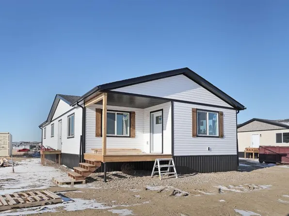 94 Meadowplace Dr E, Brooks, AB T1R 0W8