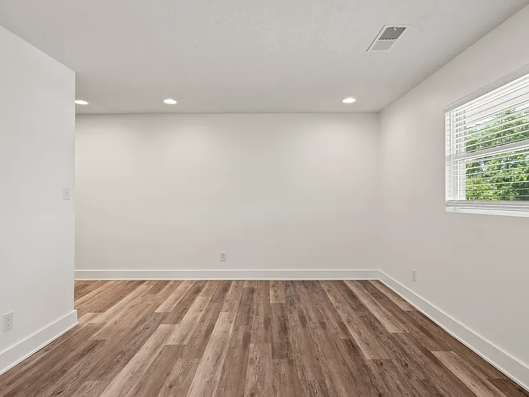 3202 Central Ave #6 — Photo 7