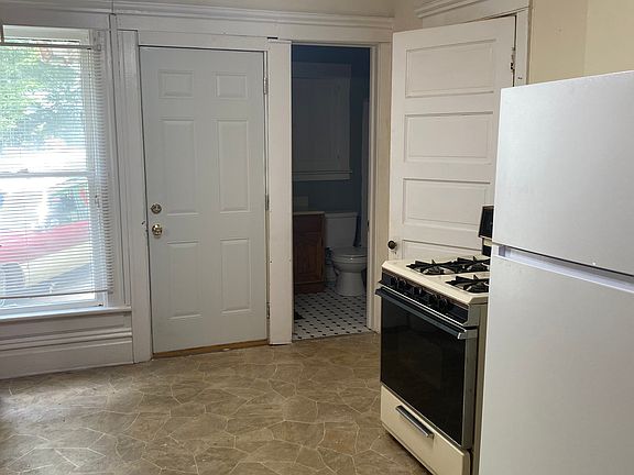 2nd image of 113 Frelinghuysen Ave