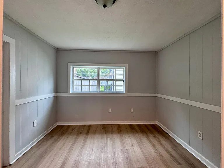 2415 A&b Maple Rd SE — Photo 11
