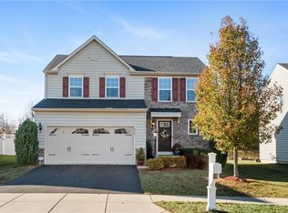 320 Ranchero Dr, Coraopolis, PA 15108