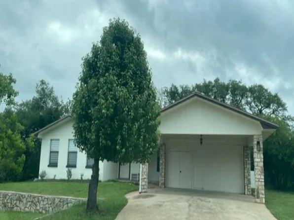 1103 Ute Rd, Horseshoe Bay, TX 78657