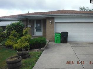 6448 Farmington Dr, Garfield Heights, OH 44125