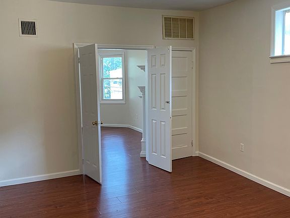 5th image of 22 N 5th St Floor 2