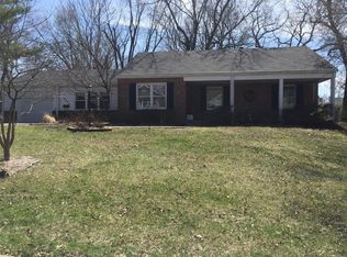 9214 Crawford Ave, Saint Louis, MO 63144