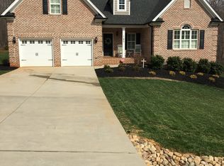 525 Turkey Hill Dr, King, NC 27021