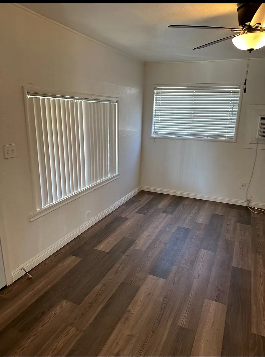110 Fairview St APT 1 photo 1