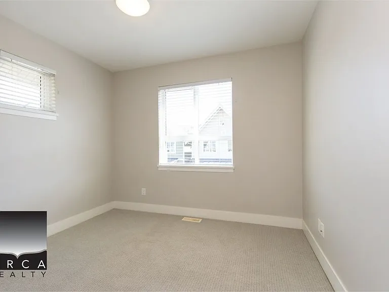 293 Camata St — Photo 25