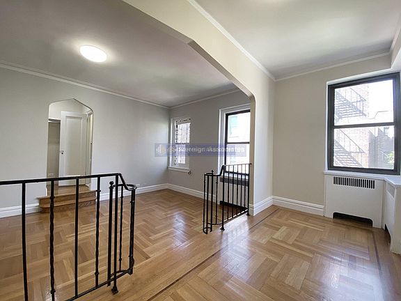 3rd image of 567 Fort Washington Ave APT 2D