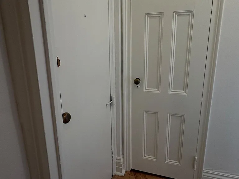 1 Clarendon Ave #405 — Photo 11