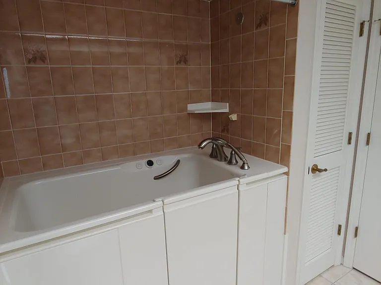 14 Balsam St — Photo 19
