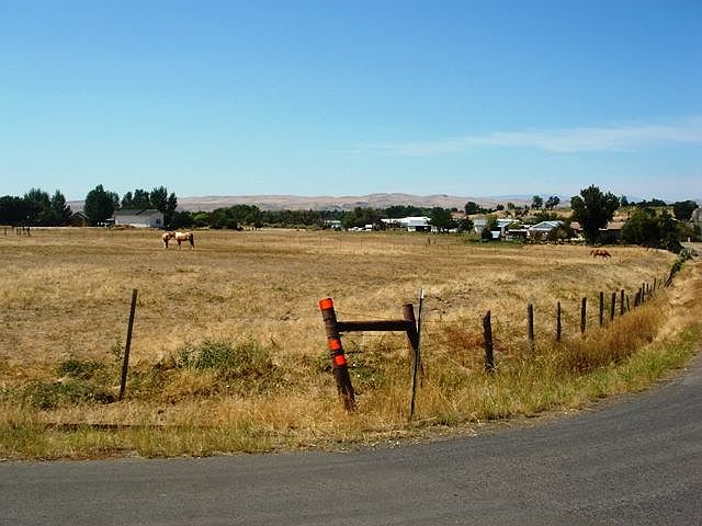 2nd image of Tbd E 11th