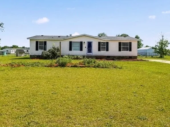 417 Cabrini Ct, Fayetteville, NC 28312