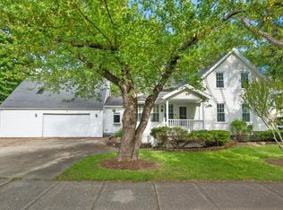 1021 Pinnacle Rd, Henrietta, NY 14467