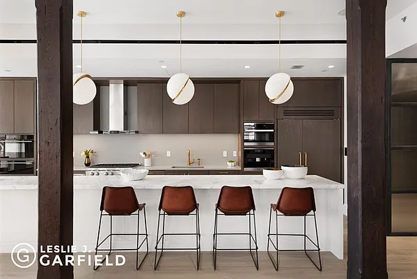 Rented by Leslie J. Garfield | media 16