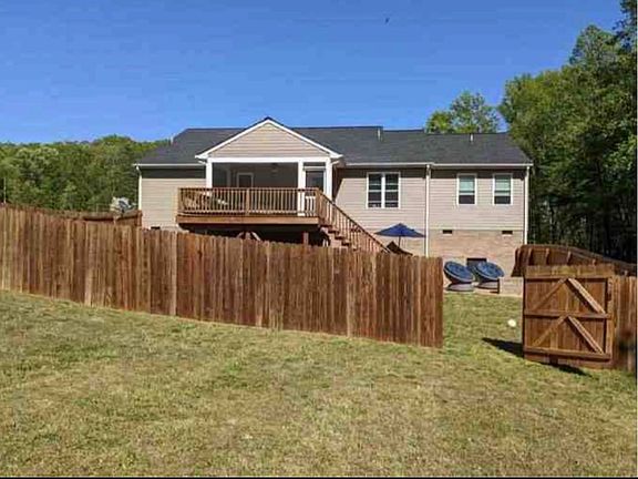 4th image of 1142 Woods Edge Ln