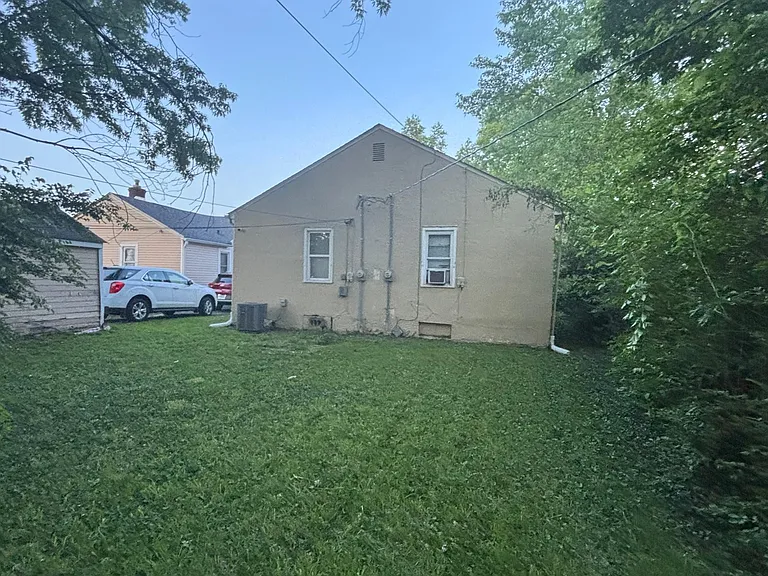 3740 Hillside Ave — Photo 14