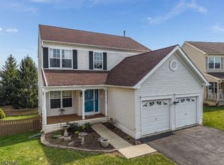 414 HAMILTON DRIVE, Stewartsville, NJ