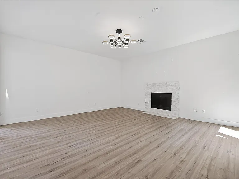 1535 Potomac Dr #A — Photo 12