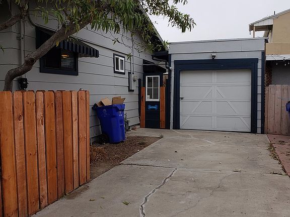 3rd image of 3731 Meade Ave