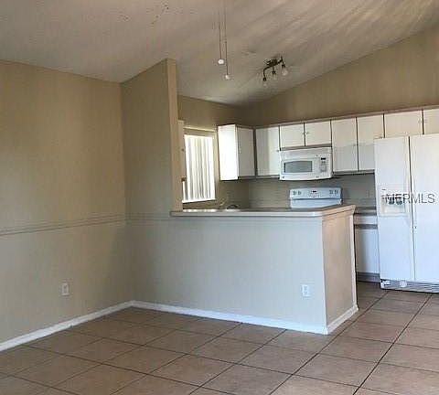2nd image of 2242 Santa Lucia St