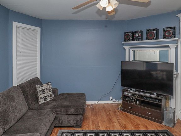 Living Room Opposite View