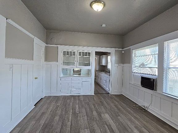 2nd image of 232 N San Pablo Ave #232