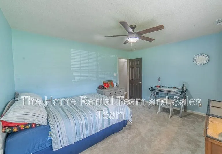12 Cricket Ct — Photo 37