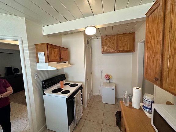 3rd image of 1440 Norman Dr