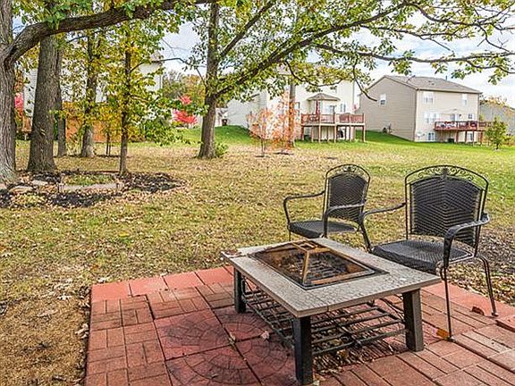 5th image of 8841 Somerset Ln