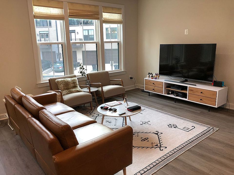 2nd image of 2339 Water Promenade Ave
