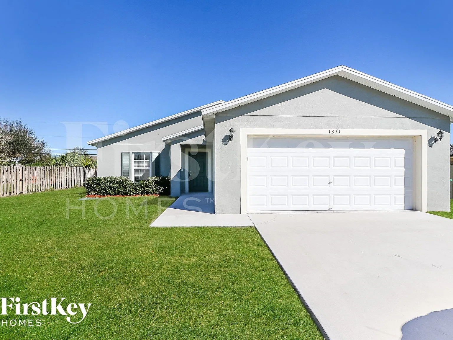 3 bed, 2.0 bath, 1597 sqft, $2,775 — Photo 1