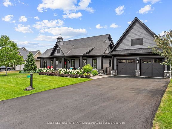 2nd image of 7 Georgian Grande Dr