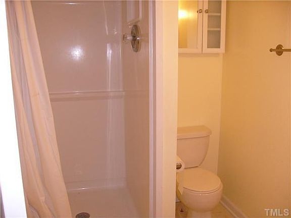3rd image of 4211 Day Lily Dr