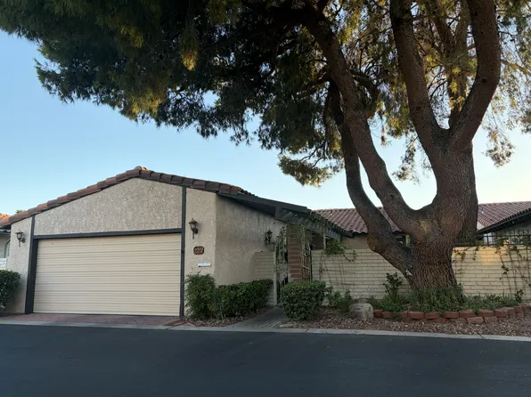 2212 Plaza Del Prado, Las Vegas, NV 89102