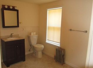 16 Erie Ave, Wanaque, NJ 07465