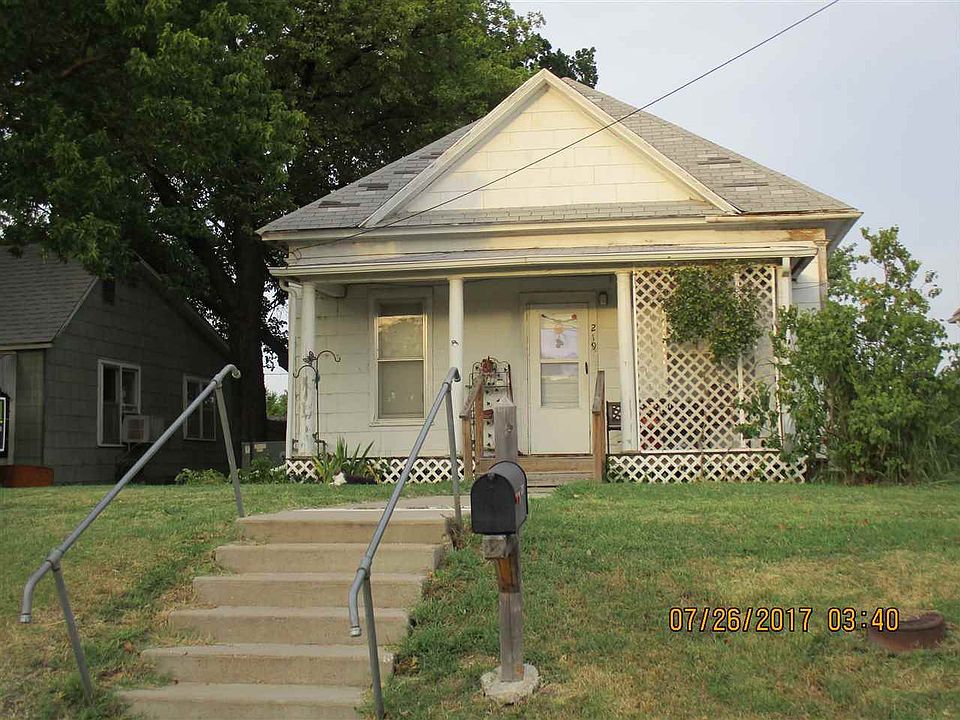 1st image of 219 N A St