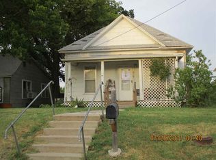 219 N A St, Wellington, KS 67152