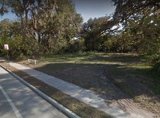 958 Wonderwood Dr, Jacksonville, FL 32233