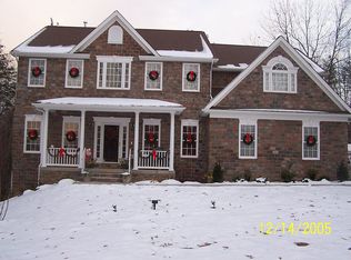 1 Majestic Dr, Fredericksburg, VA 22406