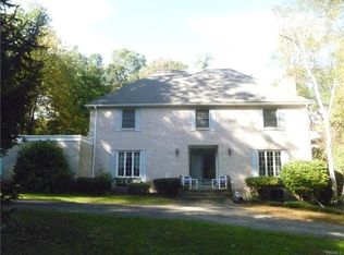 22 Dogwood Hills Rd, Newburgh, NY 12550
