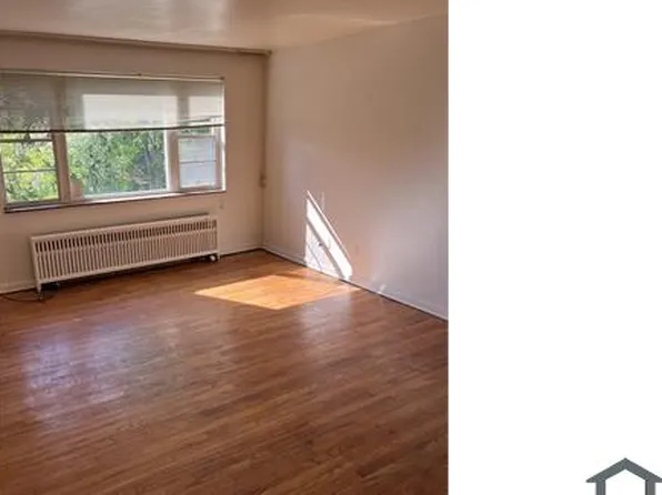 2222 Broadway Ave #203, Pittsburgh, PA 15216