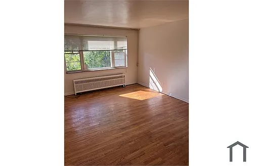 2222 Broadway Ave #203 Photo 1 2222 Broadway Ave #203 Photo 1