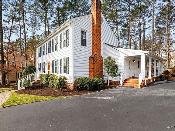 3rd image of 1610 Wood Grove Cir